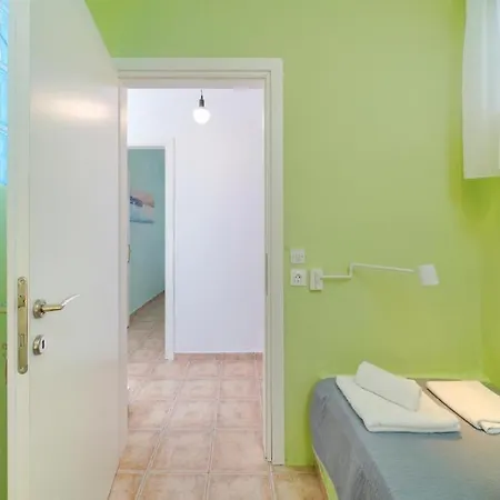 Golden Beach Maisonettes Feriehus